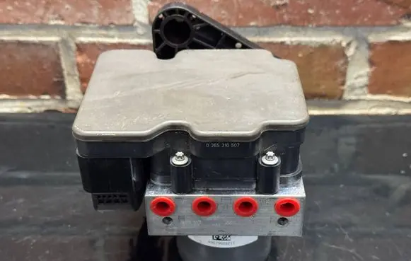 Mercedes-Benz Sprinter W907 W910 ABS Pump A9079003211 0265957385 250227255