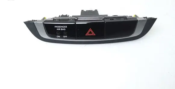 Hyundai ix35 Hazard light switch 847402S400
