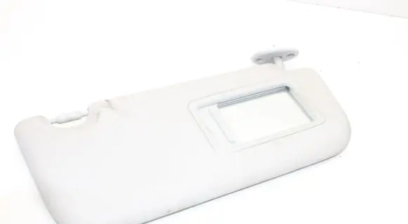 Toyota Prius (XW50) Sun visor