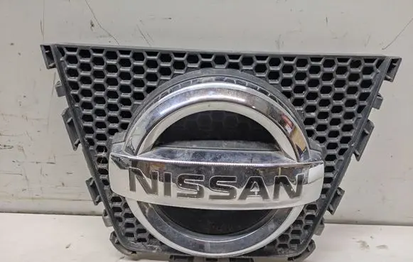 Nissan Qashqai Front grill 62314JD00A