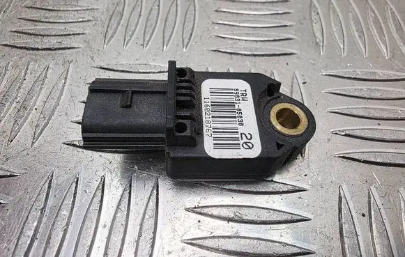 Toyota Avensis T270 Airbag deployment crash/impact sensor 8983105030