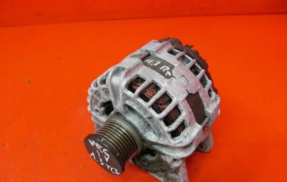Renault Megane IV Generator/alternator 231004BE0B F000BL0814