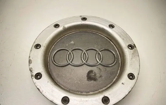 Audi A4 S4 B7 8E 8H Original wheel cap 8D0601165K