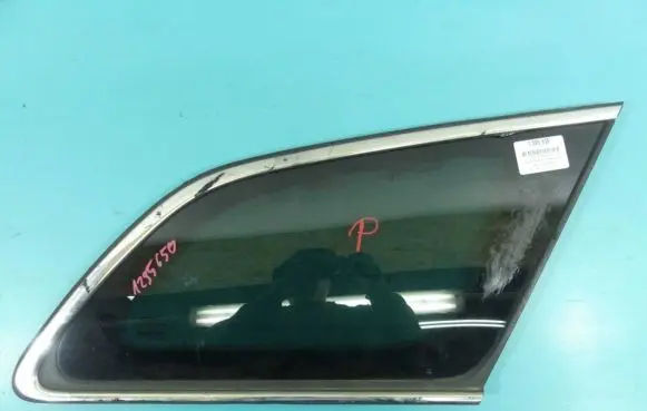 Toyota Avensis T270 Rear side window IMPRK1295650