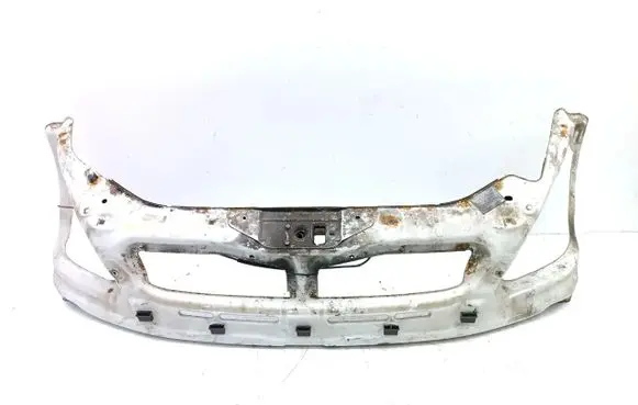 Iveco Daily 35.8 - 9 Radiator support slam panel