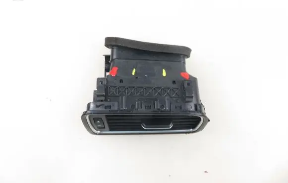 Volkswagen Jetta VI Dashboard side air vent grill/cover trim 5C6819704B