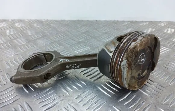 Piston with connecting rod