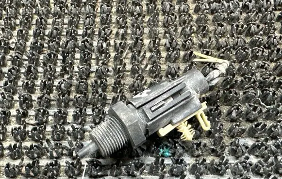 Ford Expedition Outside/exterior temperature sensor 