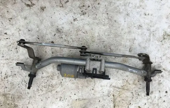 Peugeot 208 Front wiper linkage and motor 9673222580