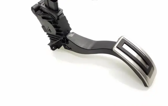 Volkswagen Golf VII Accelerator throttle pedal 5Q1723503H