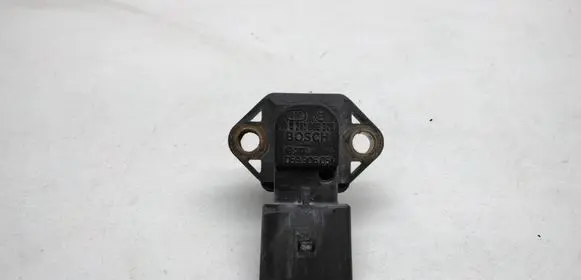 Audi A6 S6 C5 4B Air pressure sensor 059906051