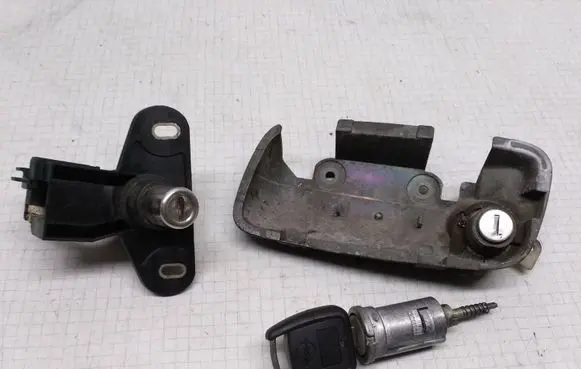 Opel Astra G Lock set 90519056