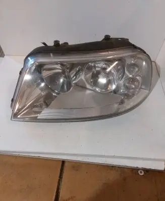 Volkswagen Sharan Headlight/headlamp 7M3941015AB 0301182201