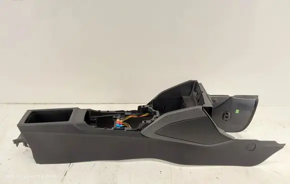 Audi Q2 - Center console 81B863244 81A947356K 81A947356J