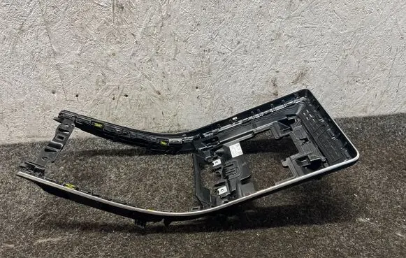 Mercedes-Benz GLC C254 Center console A2546806800