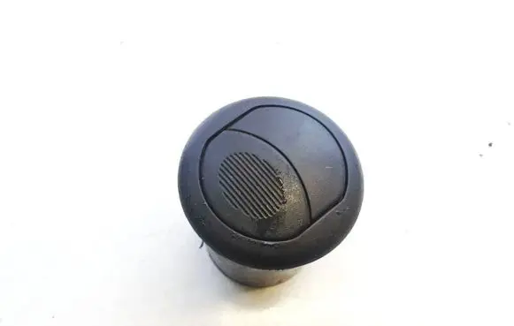 Fiat Doblo Dash center air vent grill