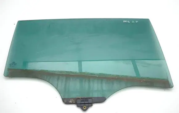 KIA Sportage Rear door window glass