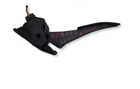 Opel Astra K Accelerator throttle pedal 13373776