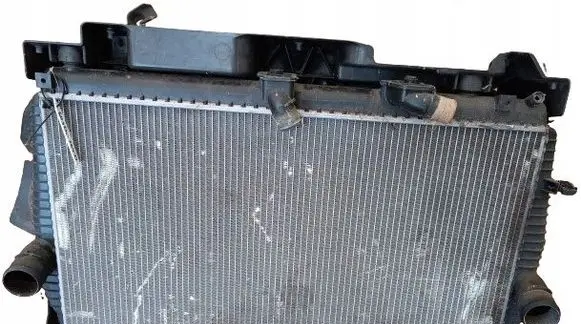 Citroen C6 Coolant radiator 9652189180