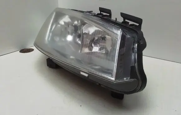 Renault Megane II Headlight/headlamp 8200073221J 89307000 5399011A