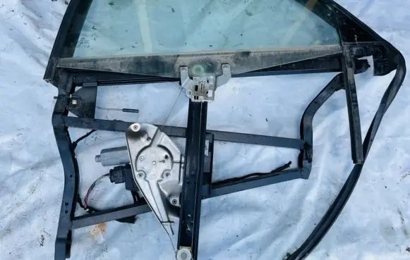 Audi A6 S6 C5 4B Rear door window/glass frame 