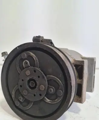 SsangYong Actyon A/C compressor mount bracket 6641300115 DK014C7380 BA113727