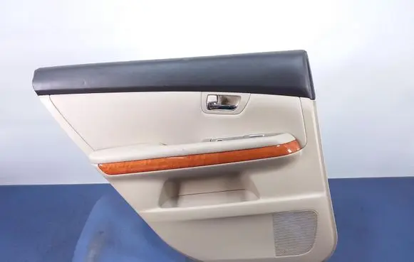 Cadillac SRX Door card panel trim set 