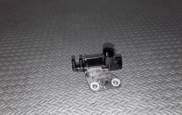 Mitsubishi Lancer VIII Turbo solenoid valve K5T46494