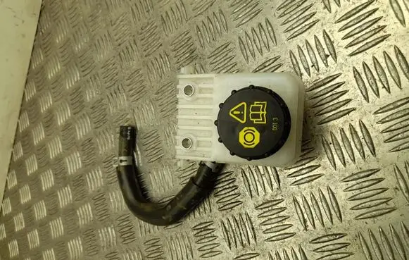 Mazda MX-30 Brake fluid reservoir BDMC43551