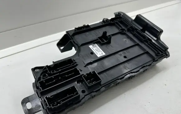 Tesla Model Y Central body control module 149785000D 149785100C