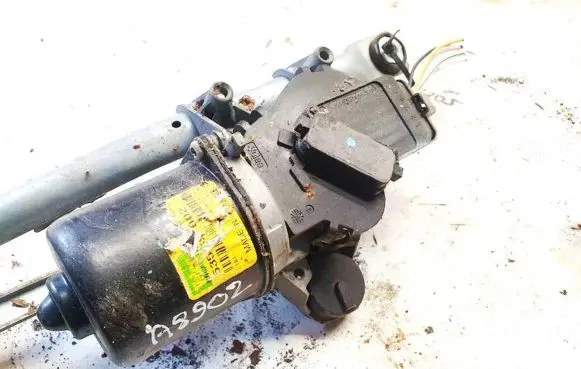 Toyota Aygo AB10 Wiper motor