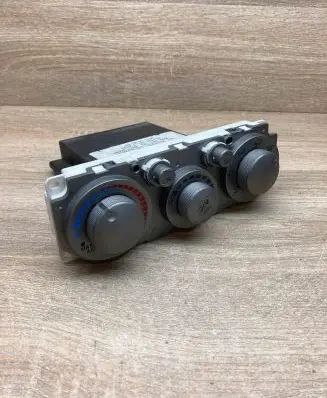 Mitsubishi Galant Climate control unit MN121324HA