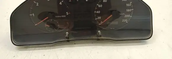 Audi A4 S4 B5 8D Speedometer (instrument cluster) 8D0919033A