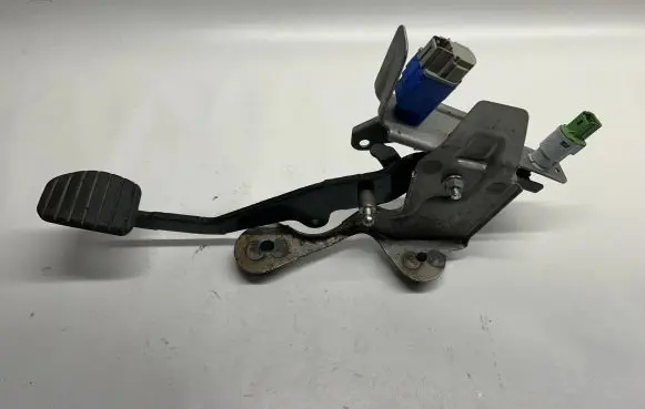 Clutch pedal