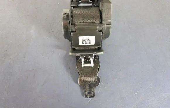 BMW 5 G30 G31 G38 Front seatbelt 635775400B