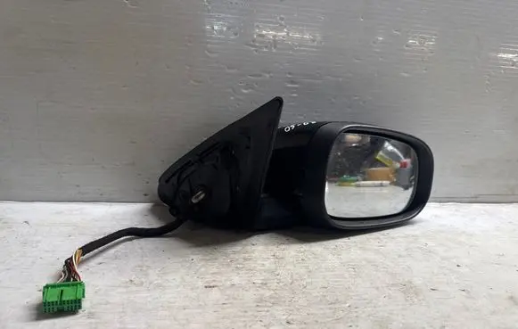 Volvo V70 Front door electric wing mirror 3303088