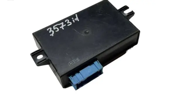 BMW 5 E39 Cruise control unit/module 8375497 65718375497 118680