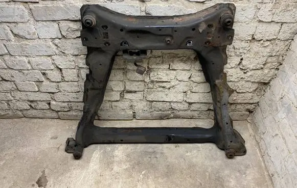 Nissan X-Trail T32 Front subframe