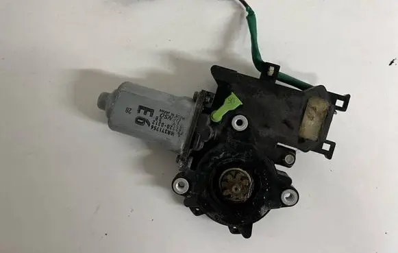 Mitsubishi Pajero Front door window regulator motor mr371756 062020-0312