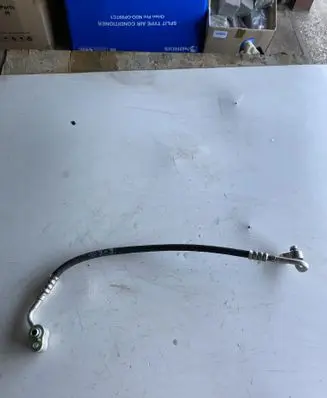 Audi Q7 4L Air conditioning (A/C) pipe/hose 4L0820739