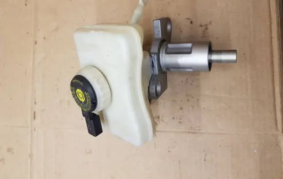 Audi A5 8T 8F Master brake cylinder 8K0611301A