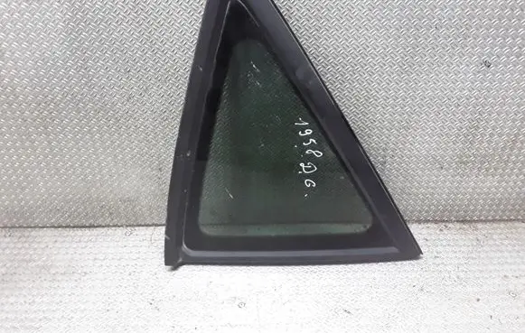 KIA Ceed Rear side window