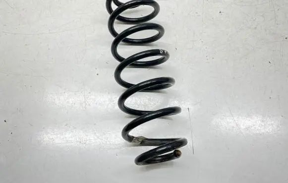 Volkswagen Golf VII Rear coil spring 5Q0511121