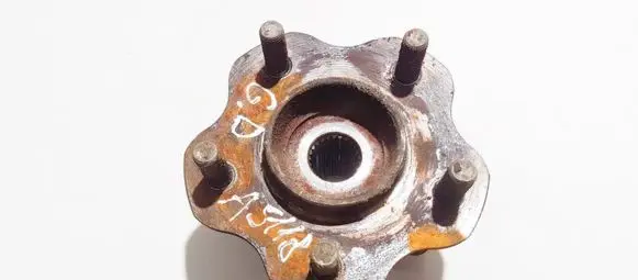Nissan X-Trail T31 Rear wheel hub