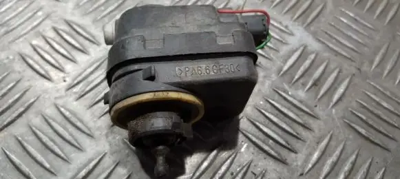 Peugeot 607 Headlight level adjustment motor 