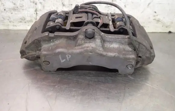 Volkswagen Touareg I Front brake caliper