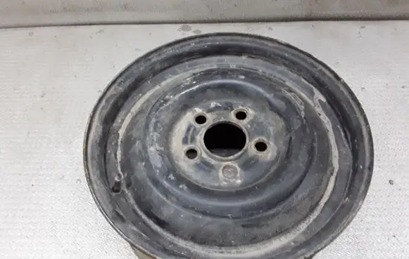 Land Rover Discovery R16 steel rim 