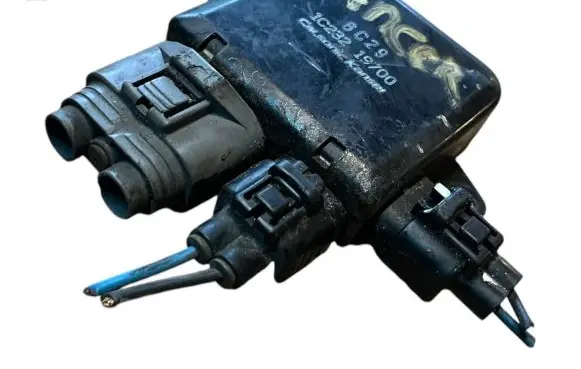 Coolant fan relay