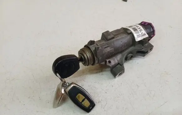 Volkswagen Sharan Ignition lock 4B0905851B