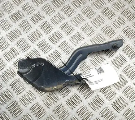 Engine bonnet/hood hinges